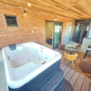Pearl Boutique Hotel